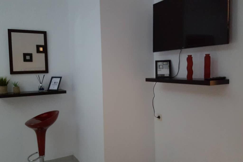 Apartment In The Heart Of The City 5 Lárisa Eksteriør bilde