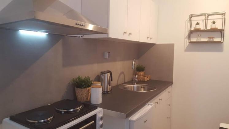 Apartment In The Heart Of The City 5 Lárisa Eksteriør bilde
